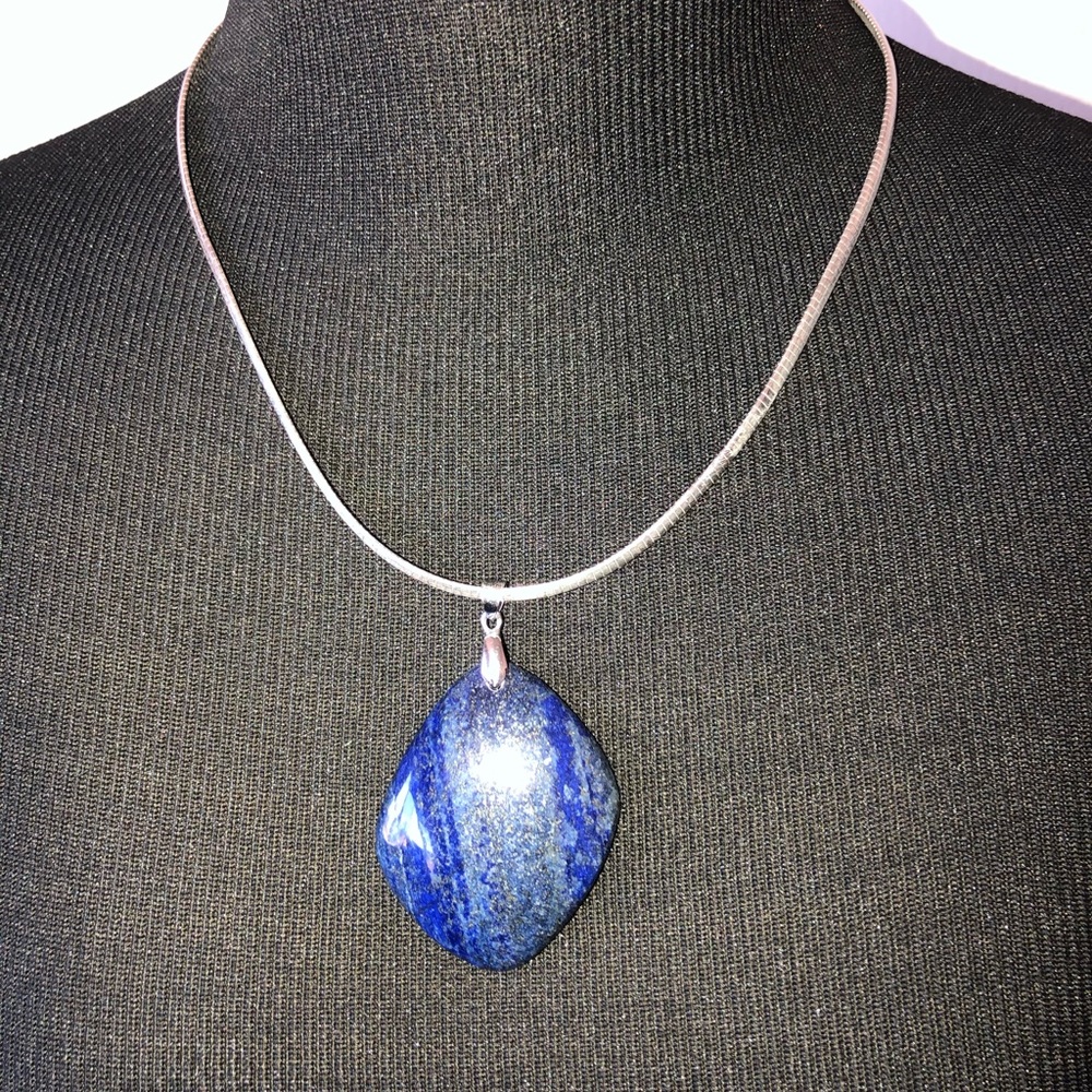 🛍️ Genuine Lapis Lazuli Modernist Pendant - Picture 8 of 13